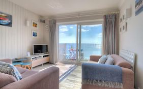 9 Bay View Court